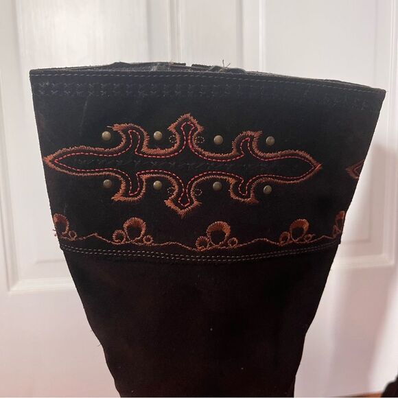 Clarks Dark Brown High Knee Suede Embroidered Wedge Rodeo Boots 8.5 - Picture 3 of 14